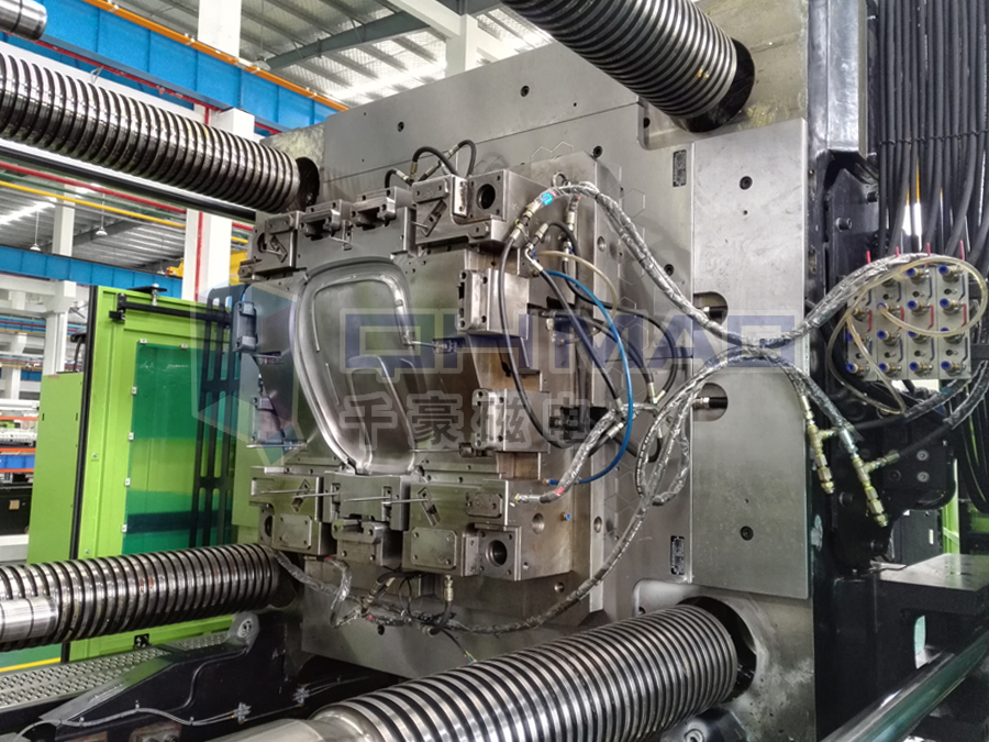 千豪電永磁吸盤運用在注塑機磁力換模上的優勢
